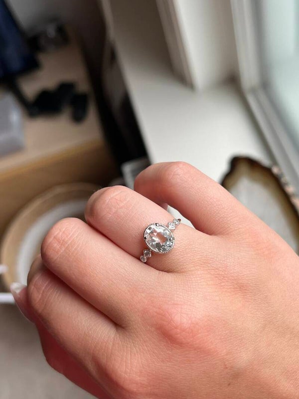 Clear quartz ring zilverkleurig