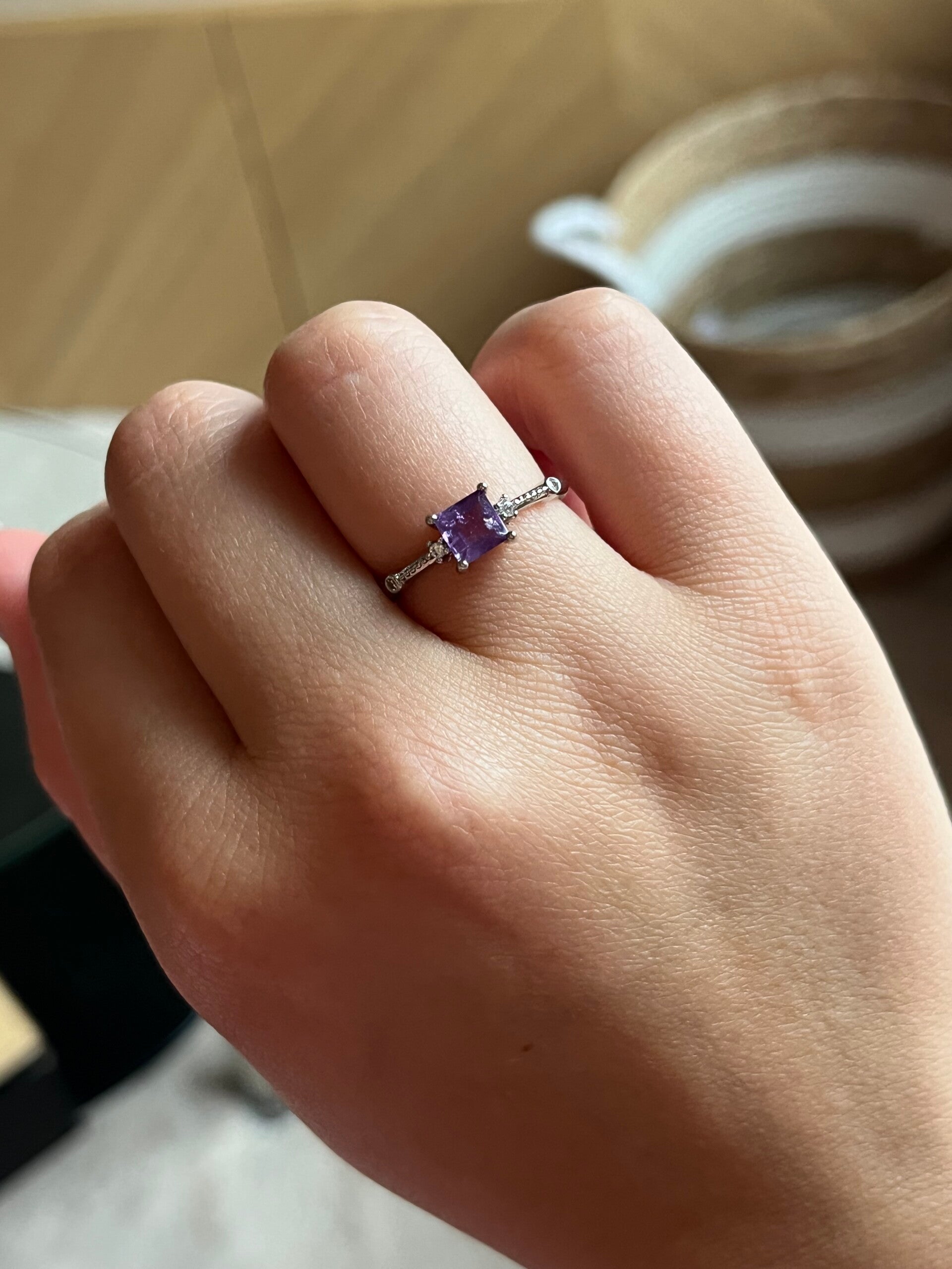 Amethist ring zilverkleurig
