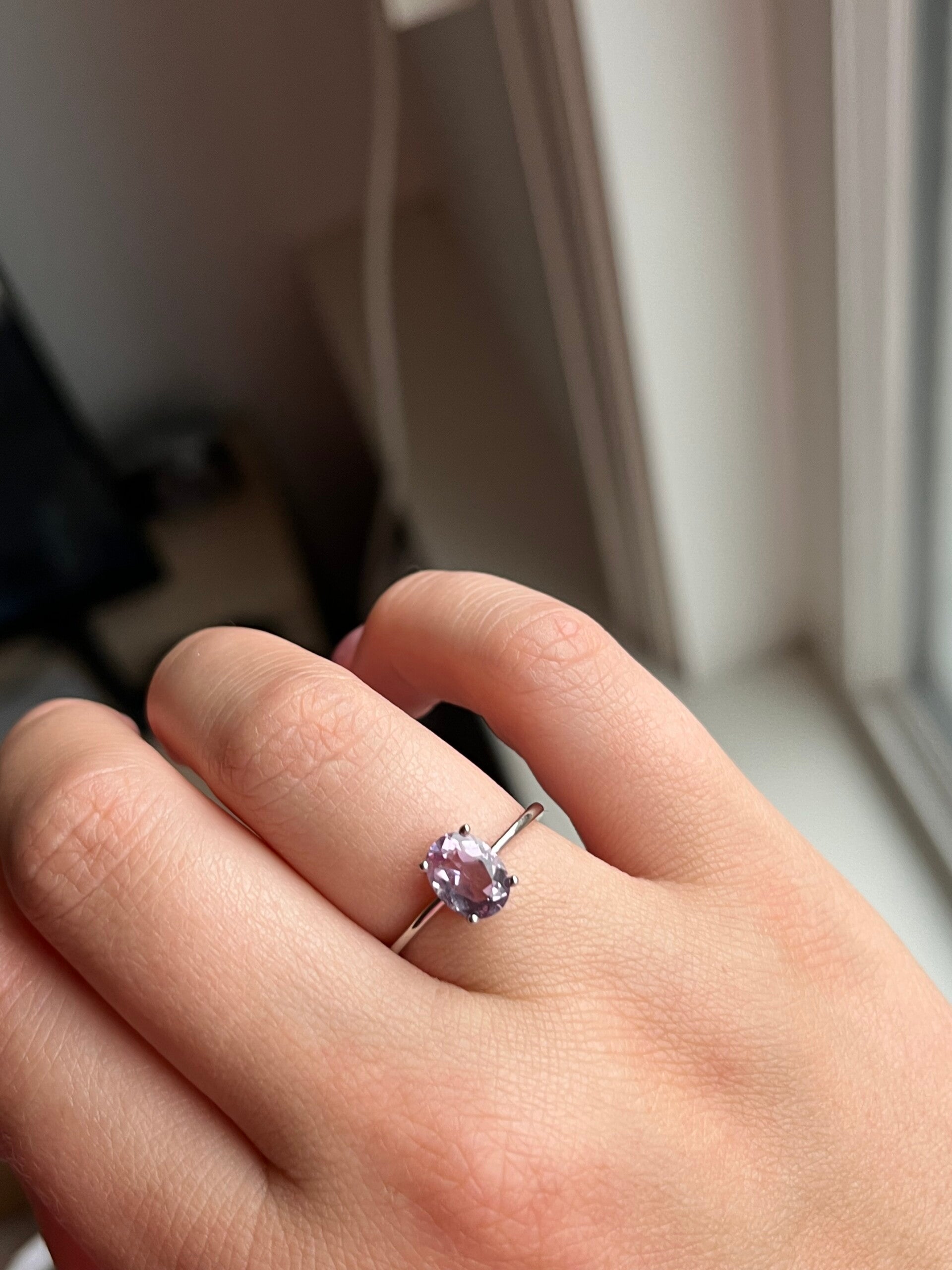 Amethist ring zilverkleurig
