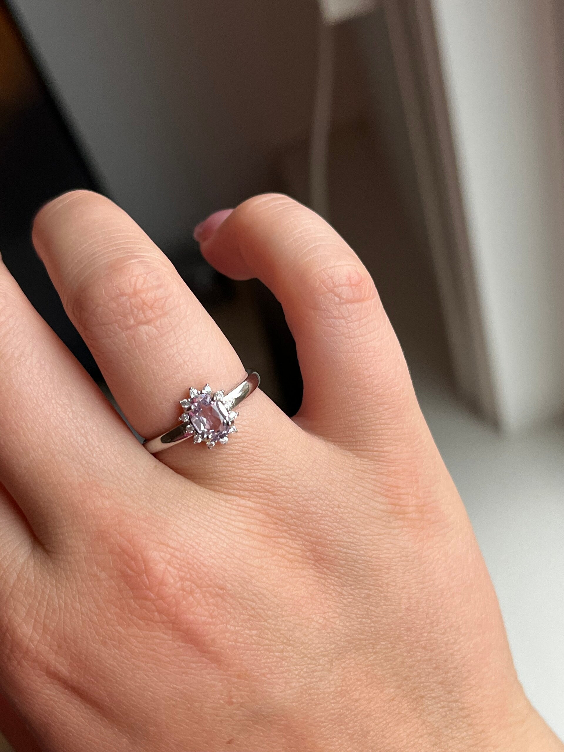 Amethist ring zilverkleurig