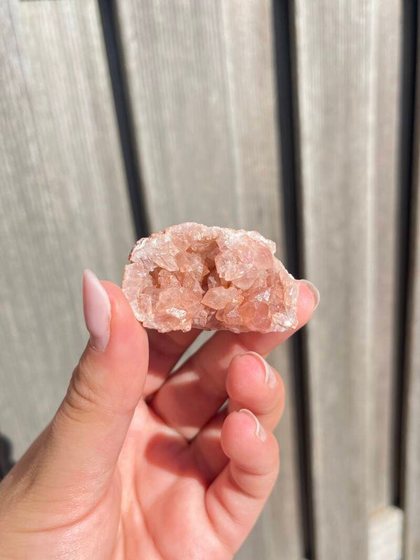 Roze kwarts geode