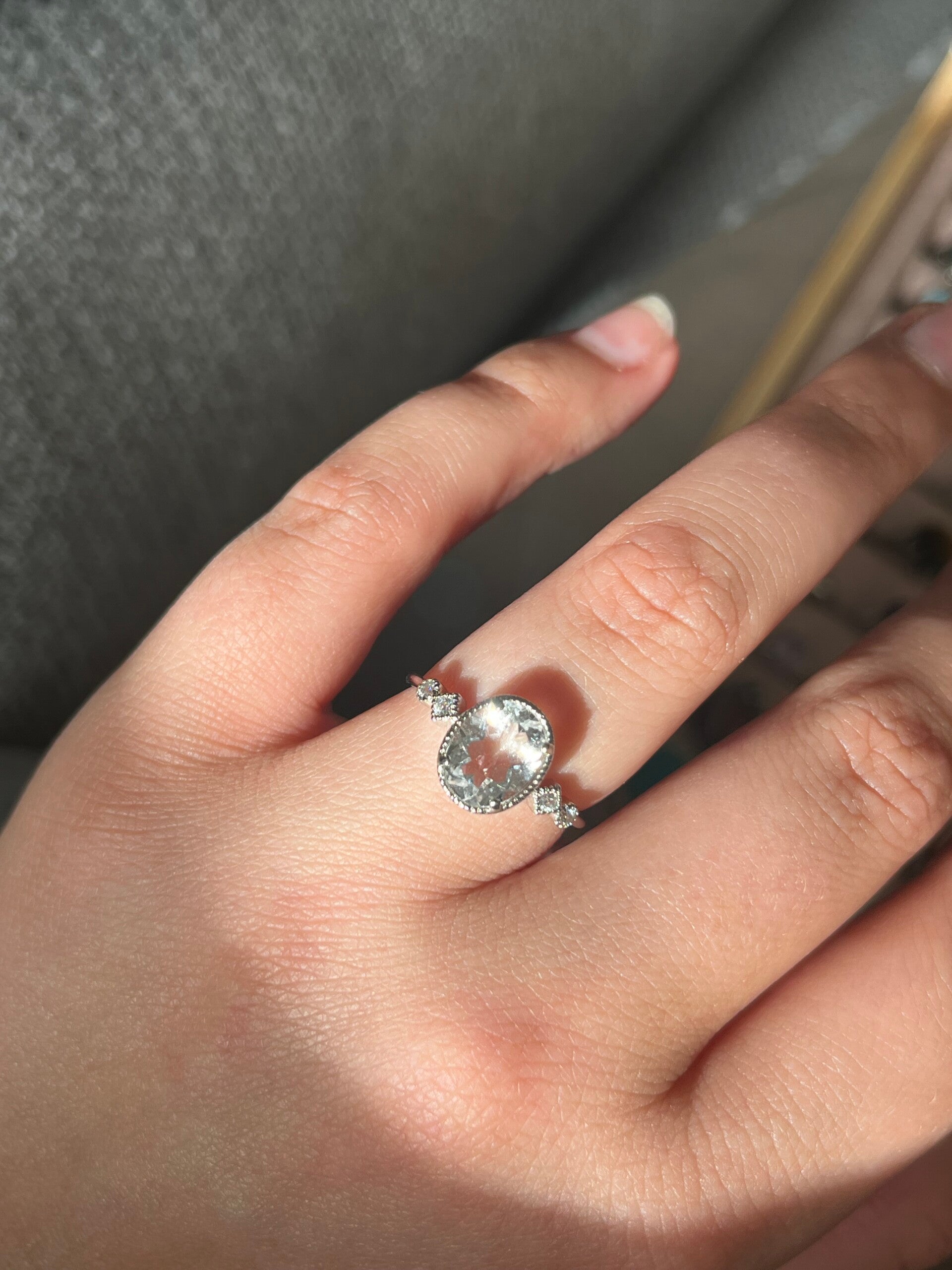 Clear Quartz ovaal ring zilverkleurig