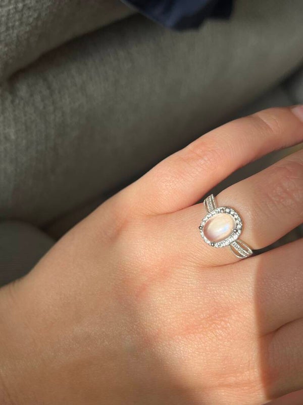 Witte maansteen ring zilverkleurig