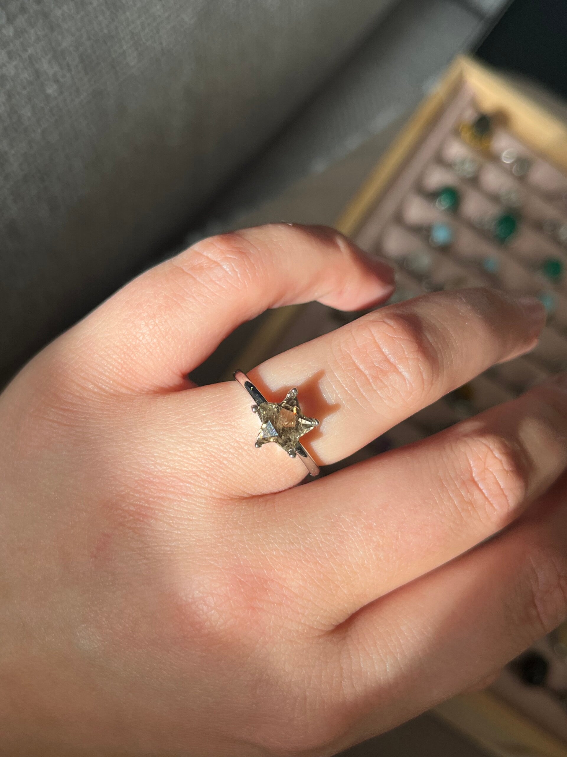 Rookkwarts star ring zilverkleurig