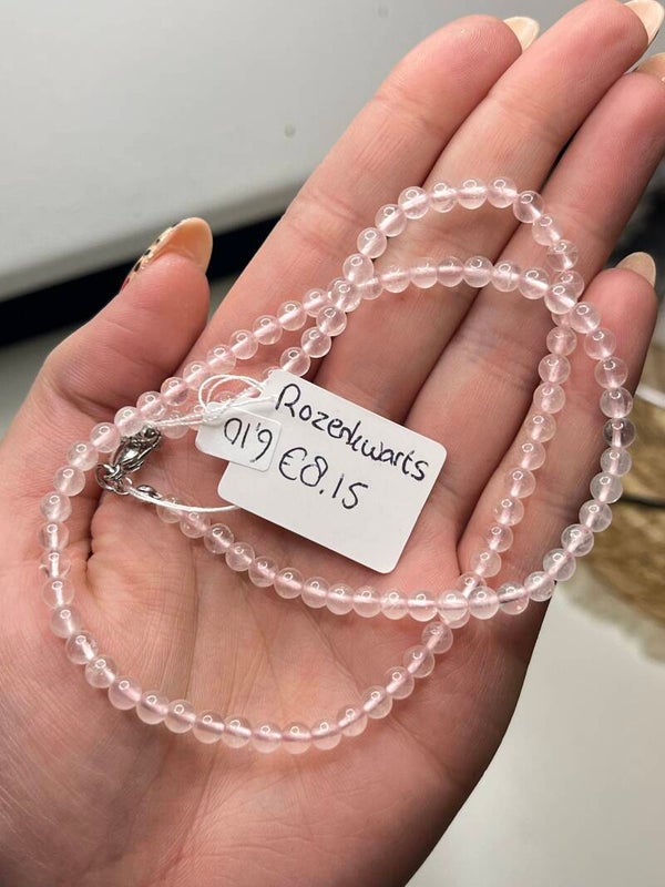 Rozenkwarts ketting
