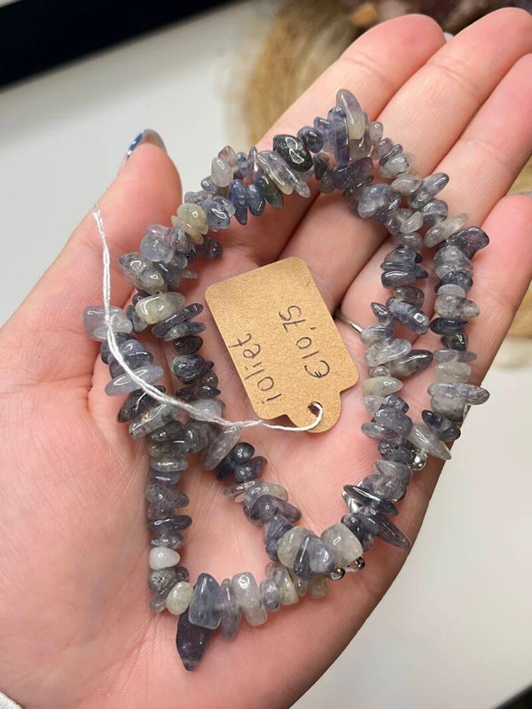 Ioliet ketting