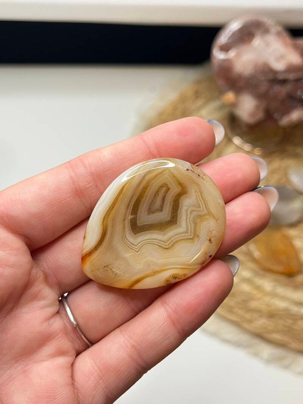 Carneool worry stone druppel nr. 4