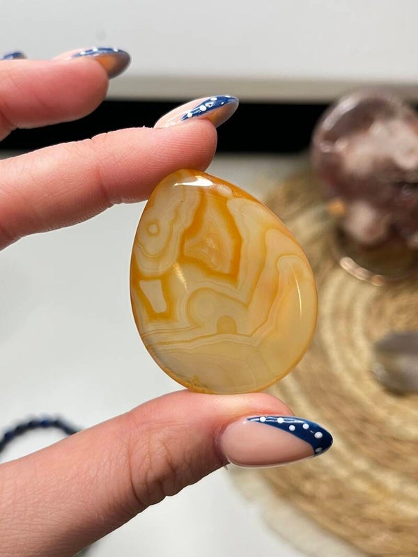 Carneool worry stone druppel nr. 3