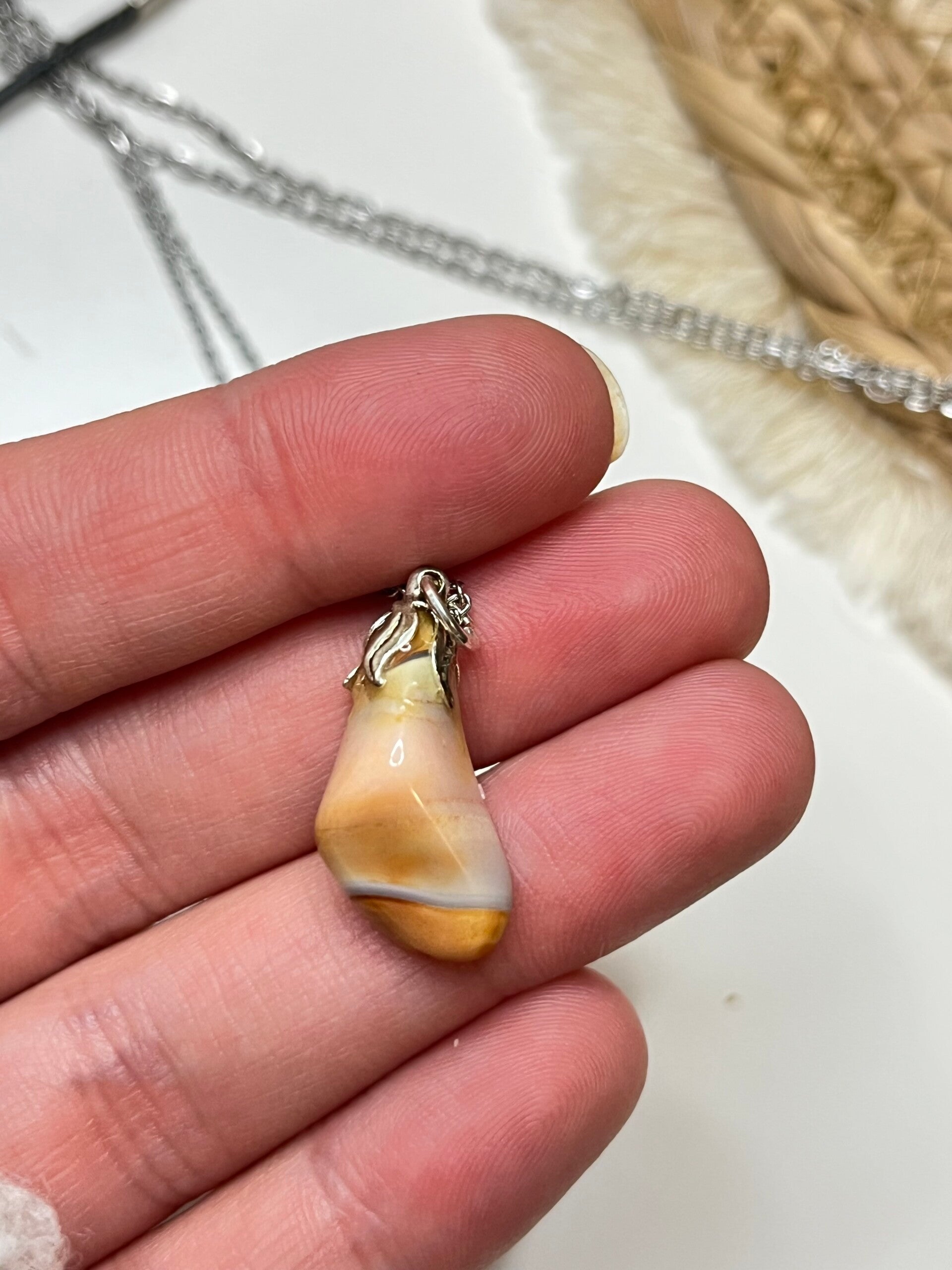 Roze botswana agaat hanger