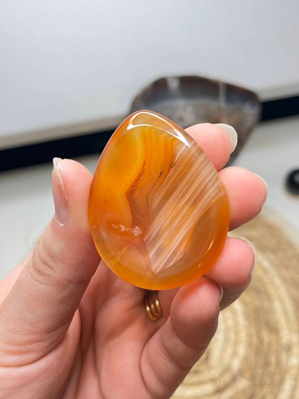 Carneool worry stone druppel nr. 2