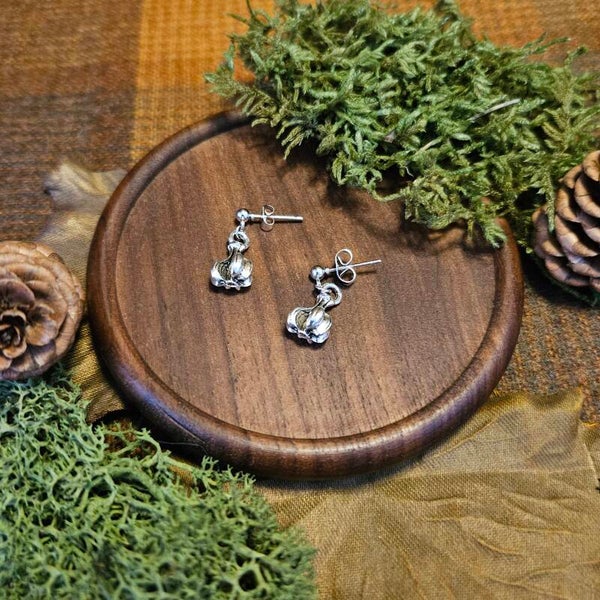 Little Garlic Earrings