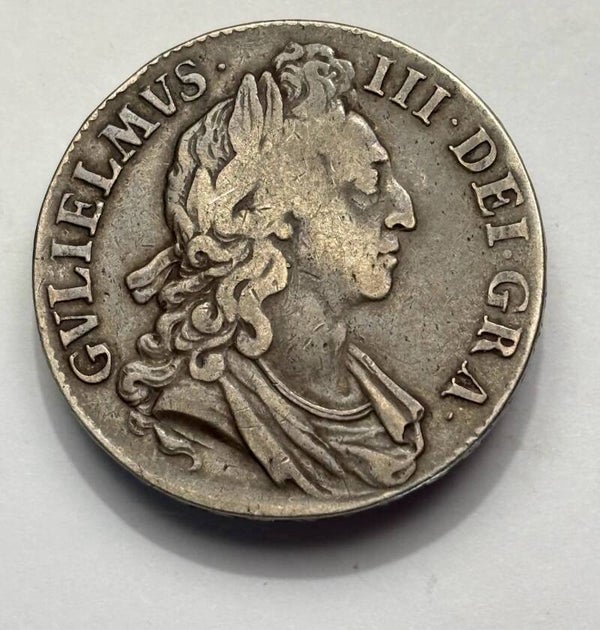 William III - 1695  Silver Crown (VF) - Cinquefoils for crosses on edge
