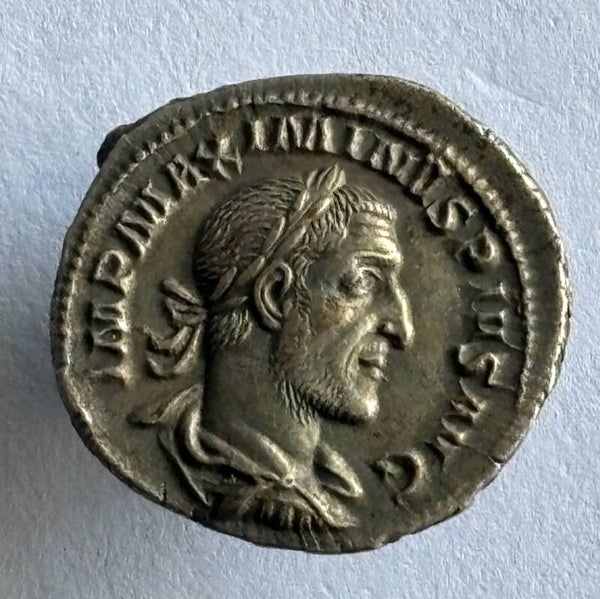 Maximinus I Thrax (235-238) - RARE - Early "predicted" portrait - Providentia standing, holding a wand over a globe (EF)