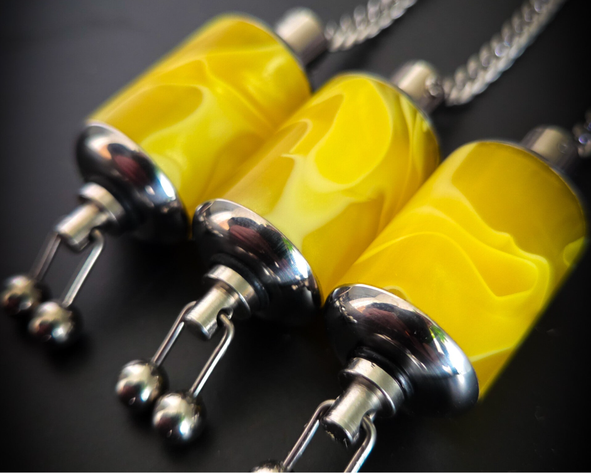 Yellow marble/rvs set 3st.