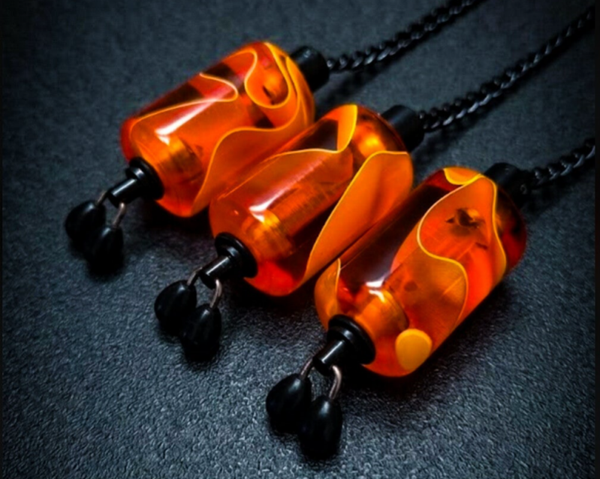 Neon orange/White line