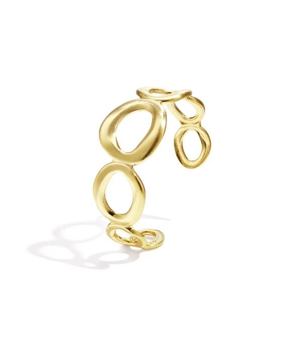 Oval bangle