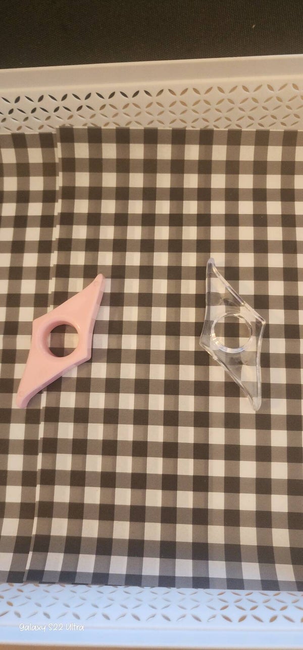 Thumb Page Holder