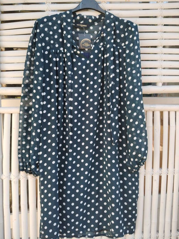Robe voile à pois