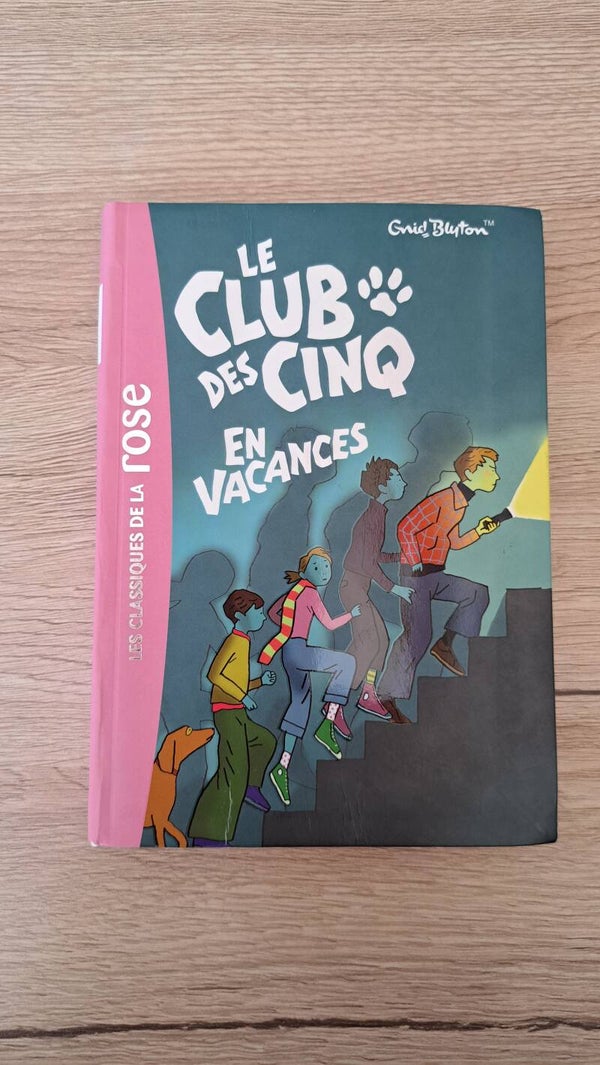 Le club des cinq en vacances