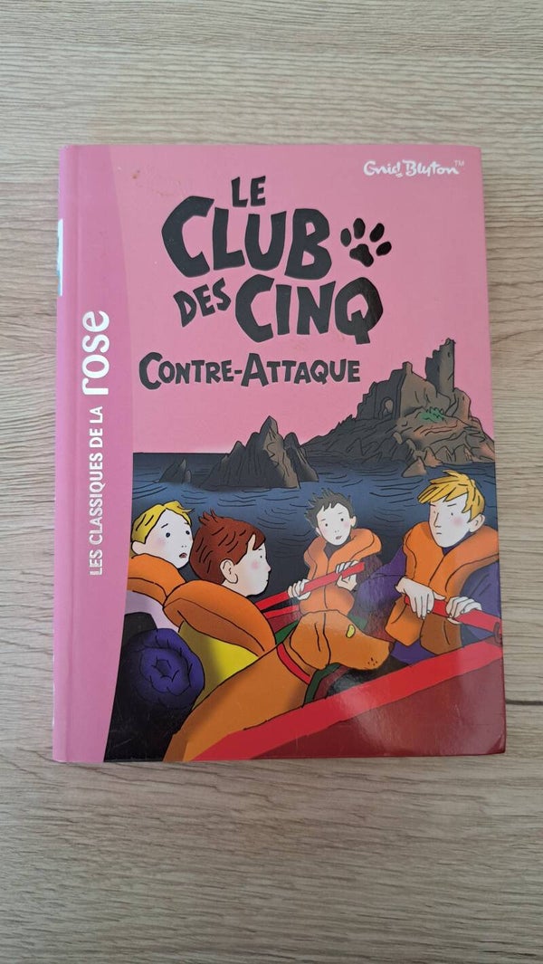 Le club des cinq contre-attaque