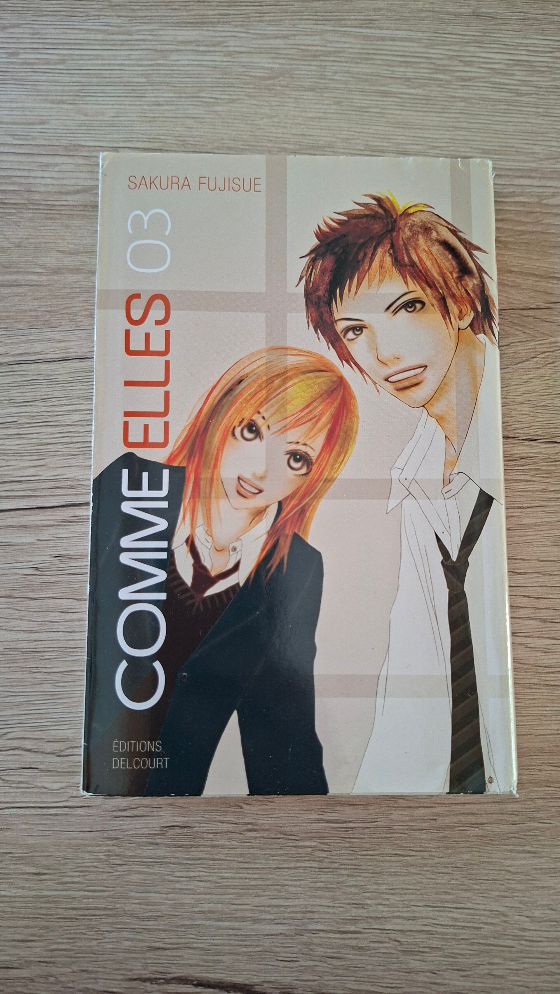 Sakura Fujisue - Comme elles - N° 3