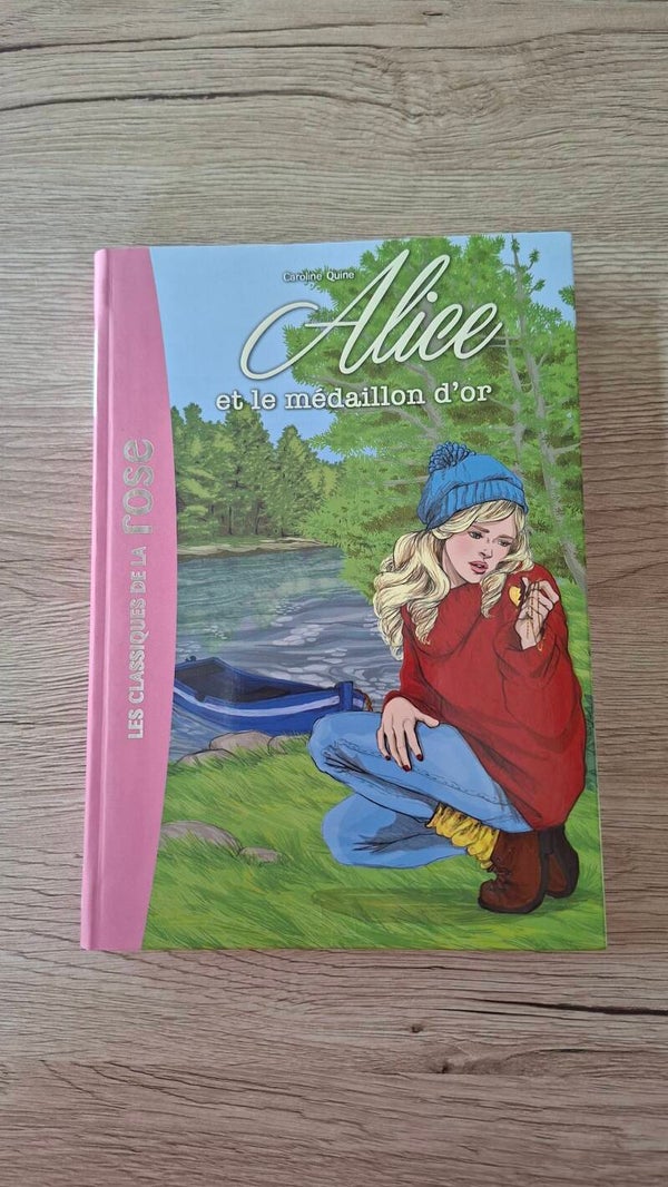 Alice et le médaillon d'or