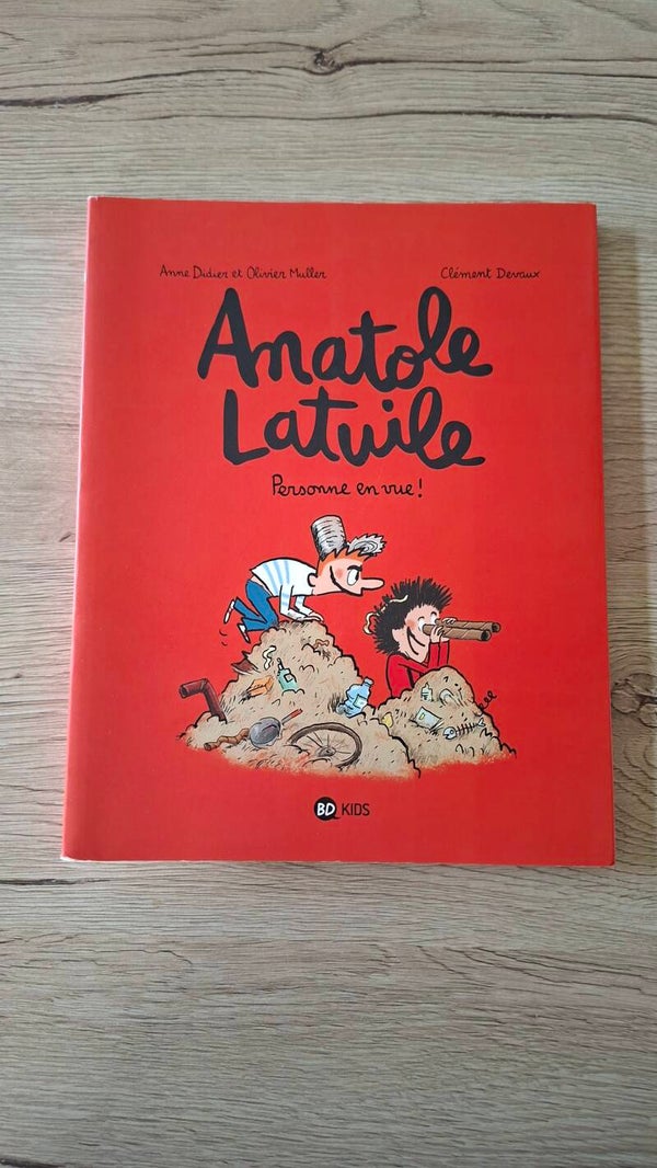 Anatole Latuile - Personne en vue !