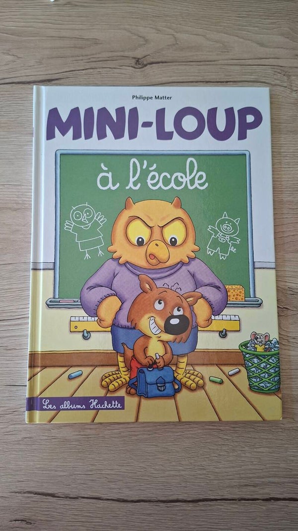 Mini-loup à l'école