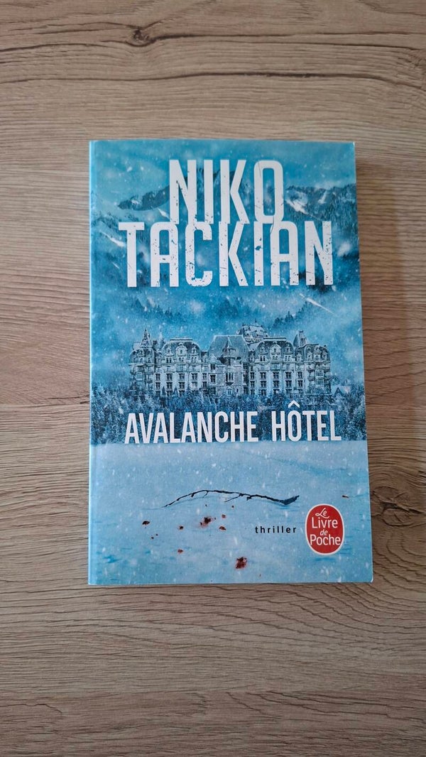 Niko Tackian - Avalanche hôtel
