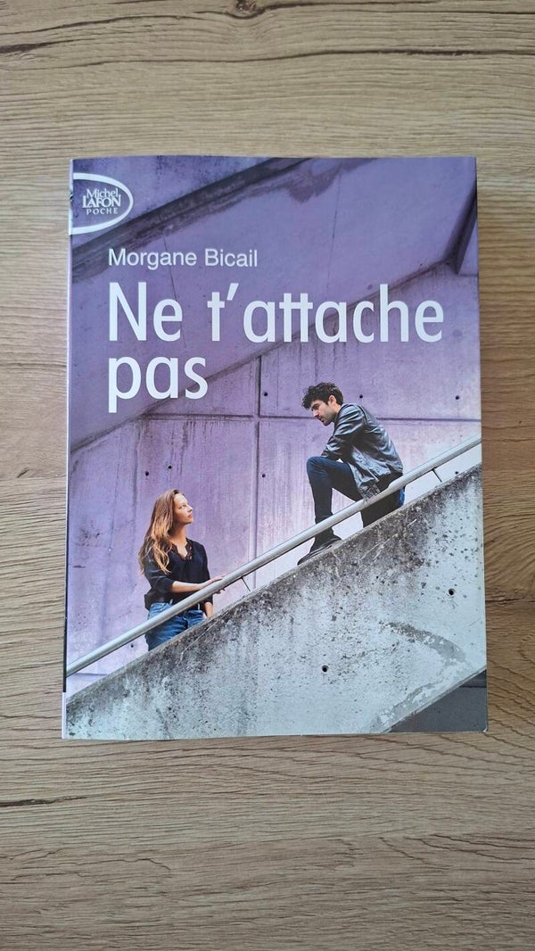 Ne t'attache pas