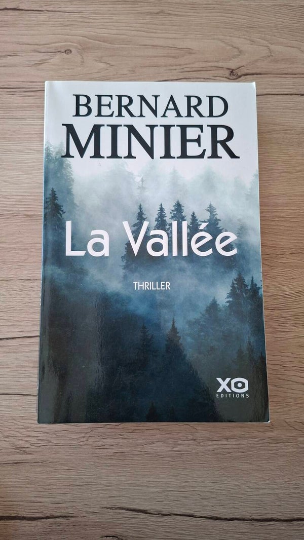 Bernard Minier - La Vallée