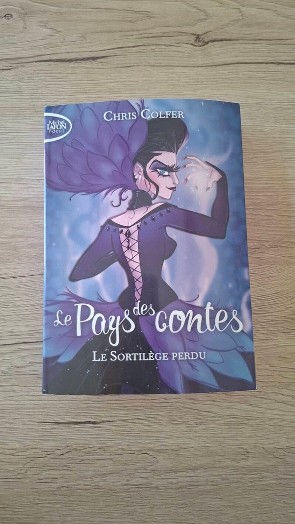 Le pays des contes - Le sortilège perdu