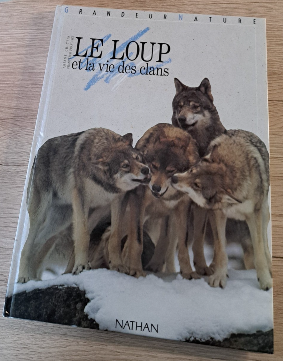Le loup et la vie des clans