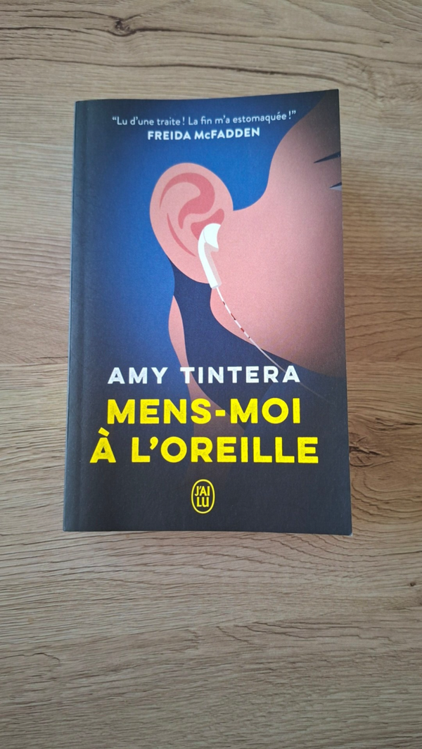 Amy Tintera - Mens-moi à l'oreille