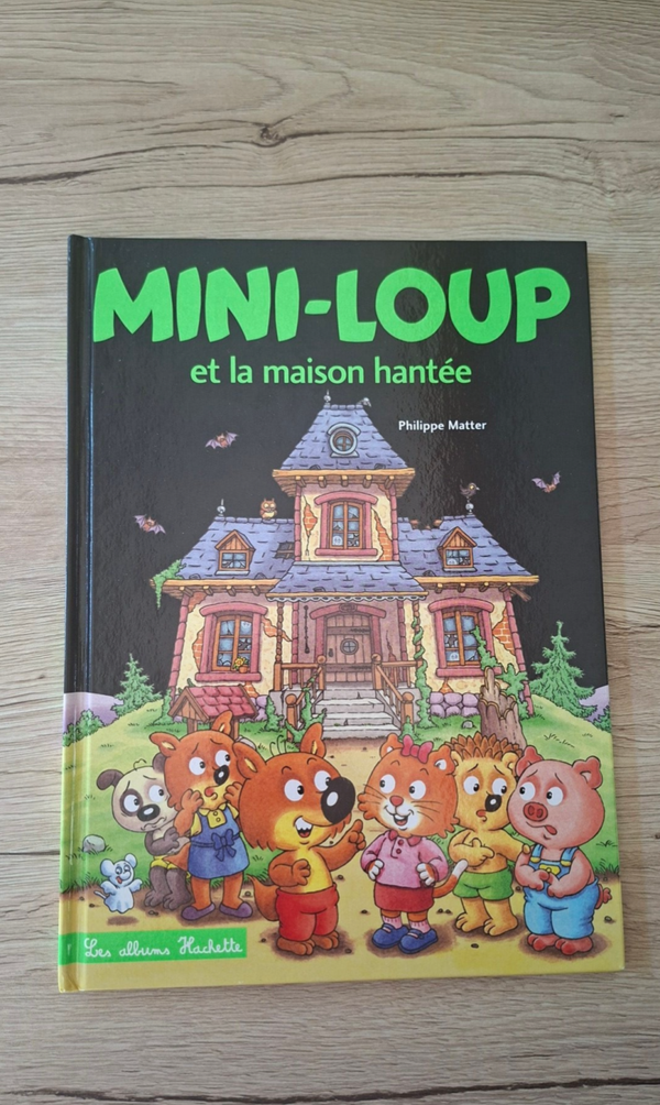 Mini-loup et la maison hantée