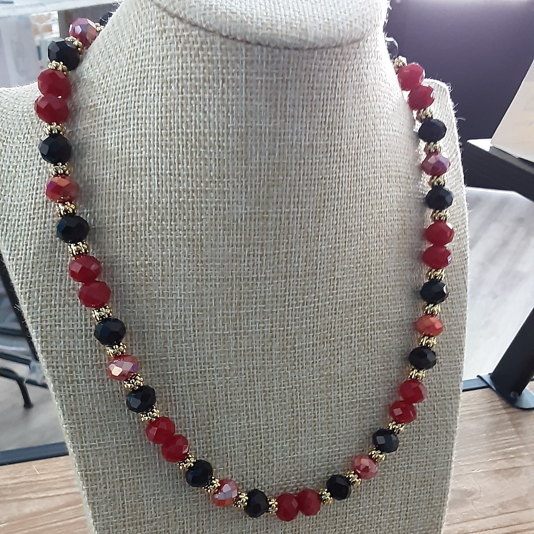 Collier "Edna" en perles de verre