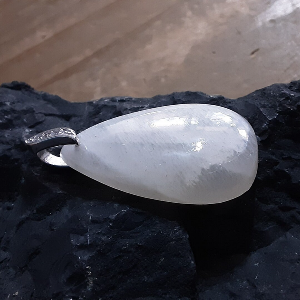 Pendentif Pierre de Lune & Argent
