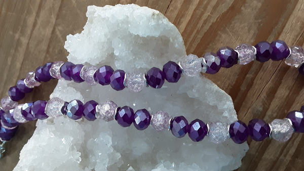 Collier "Émilia" en perles de verre à facettes