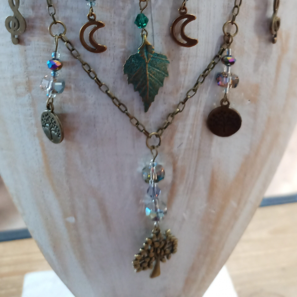 Collier Verre soufflé & métal patiné