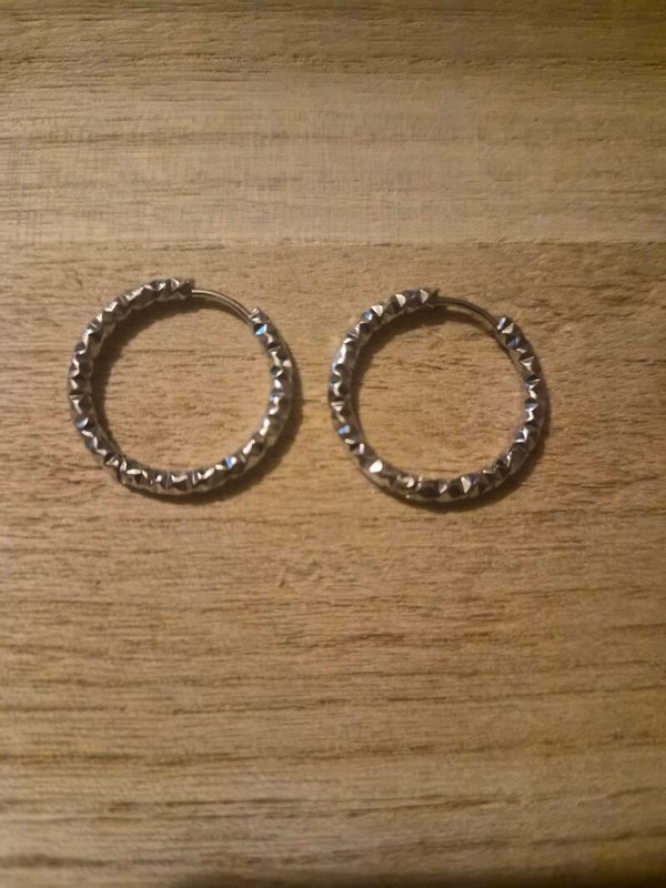 Créoles martelées argenté 1.8cm