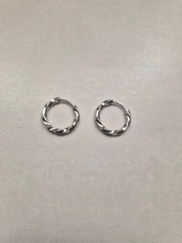 Créoles motif twist argent acier inoxydable 12mm