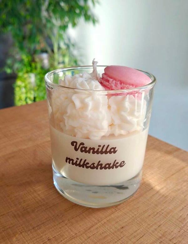 VANILLA MILKSHAKE