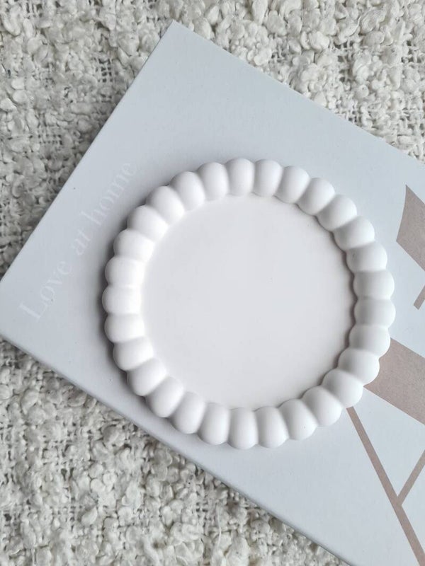 Bubble dish thin rim