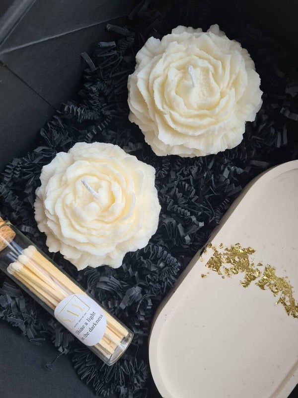 Gift set of peonies