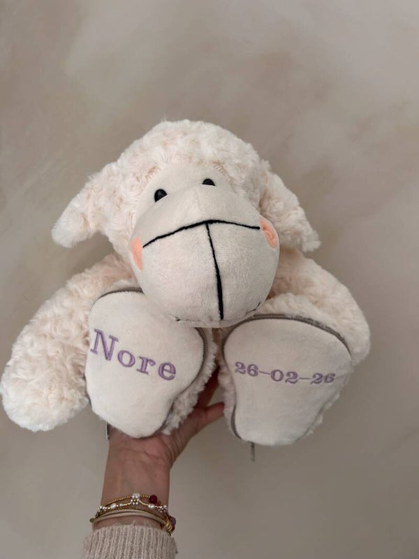 Schaap knuffel met naam & datum - Solemates Funnies