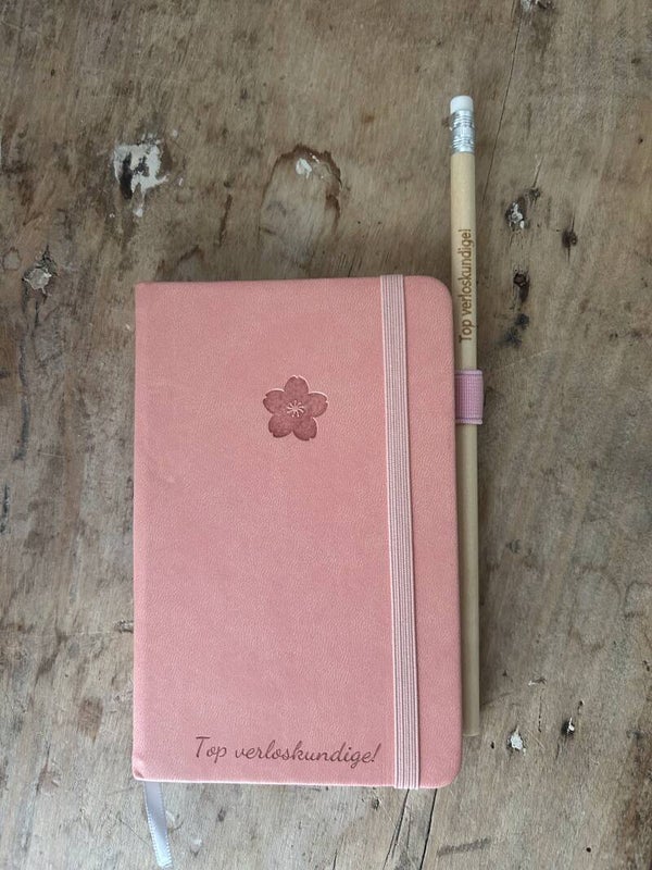 Boekje + potlood - Lieve Muis