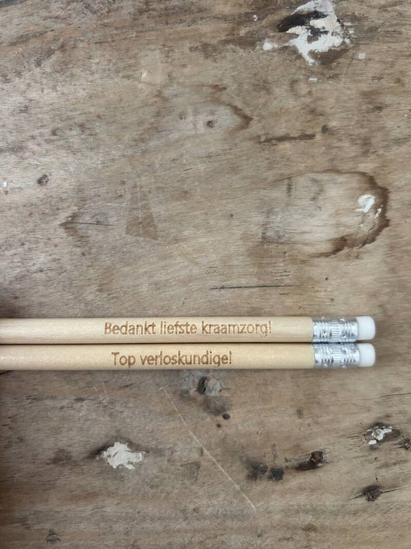 Potlood kraamzorg & verloskundige