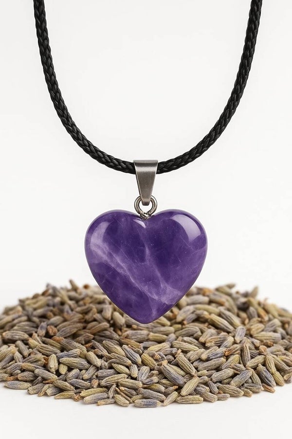 Collier pendentif coeur d' Améthyste - Sérénité et Apaisement pour les Esprits Anxieux