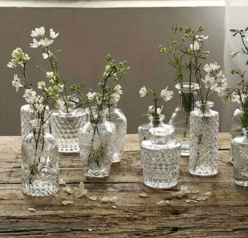 Bud vases 