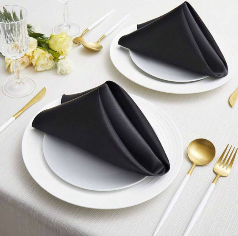 Black cloth napkins 
